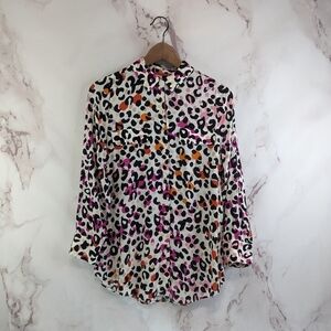 Chicos Shirt Womens Small 4 6 0 Button Up Vibrant Animal Leopard Cheetah Pink